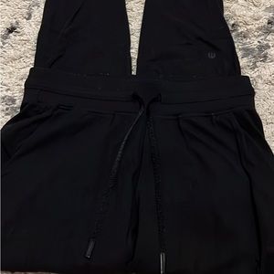 Lululemon ready to rulu jogger